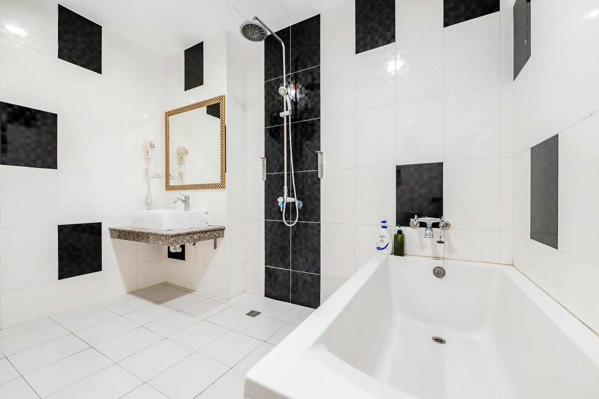 Wei Yuan Hotel Кэньдин Экстерьер фото