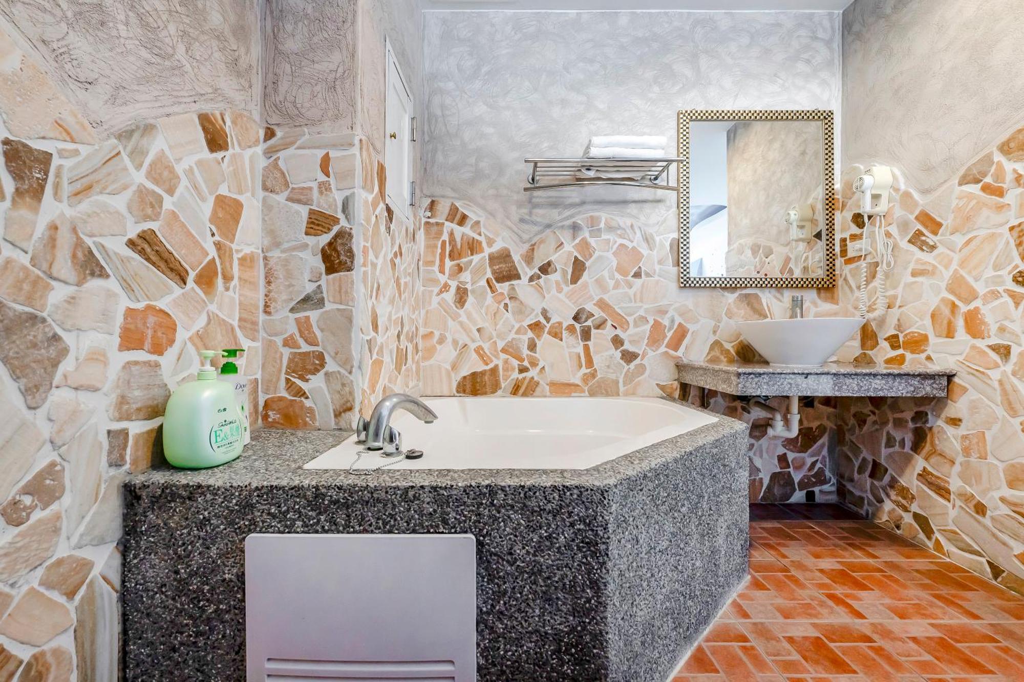 Wei Yuan Hotel Кэньдин Экстерьер фото